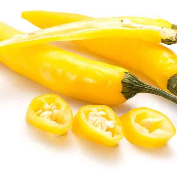 Golden Cayenne Hot Chili Pepper 25 - 200 -4000 Seeds Medium to High Heat Heirloom