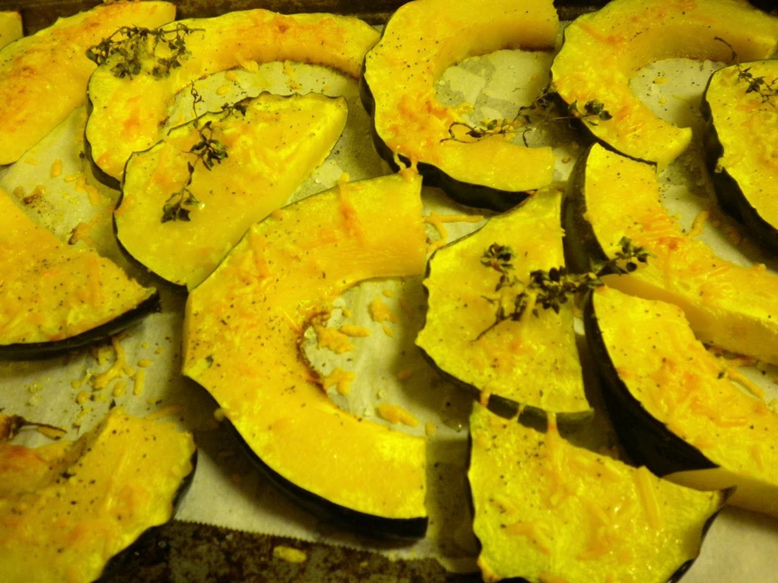 Table Queen Acorn Squash 10 Seeds Bush Winter Heirloom Beautiful Fruit Garden