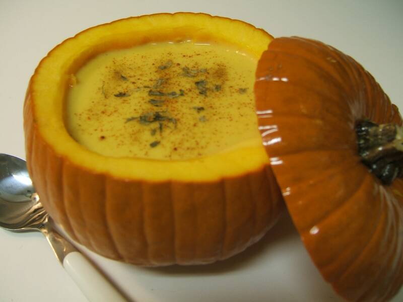 Small Sugar Pumpkin 100 - 800 Seeds best Pie or Carving prolific vines Heirloom