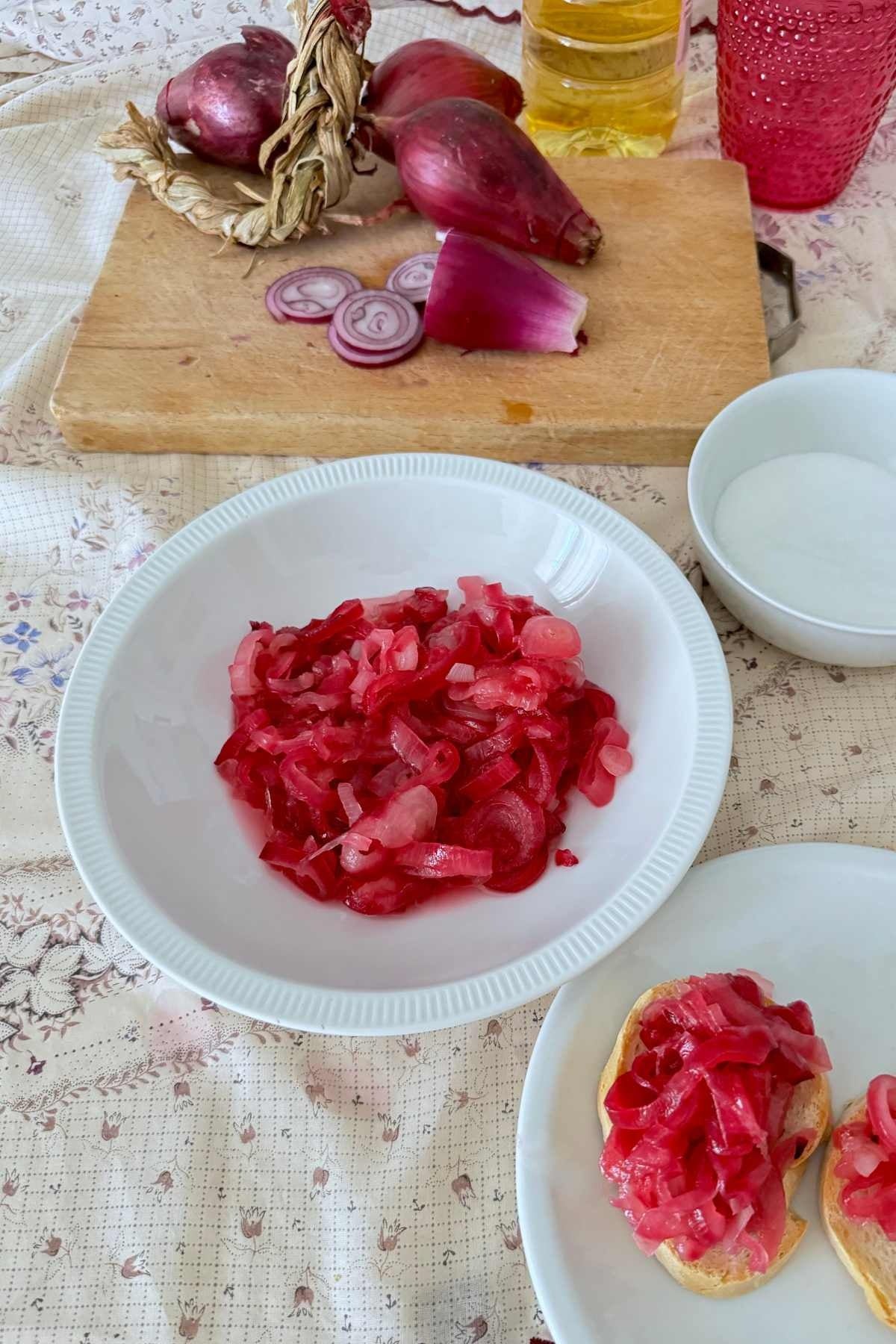 Red Torpedo onion 150 - 2 Oz Seeds Sweet Intermediate Rossa di Tropea