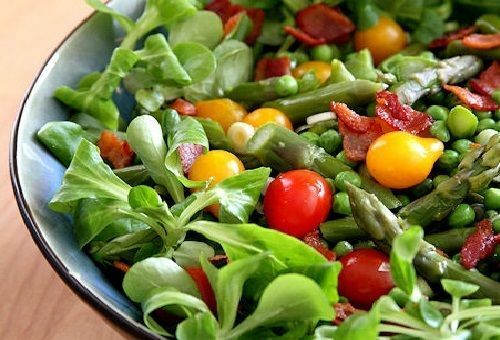 100 seeds Dutch Corn Salad Lambs lettuce Mache salad Fresh Sharp Flavor Heirloom