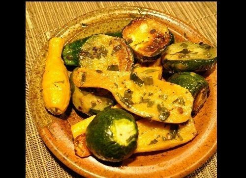 20 seeds Early Crookneck Summer Squash Golden Yellow Heirloom Cream 55 days