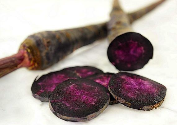 3 (9-12) Live 4 - 7" inch Seedlings Black Nebula Carrots 3 - 4 seedlings per pot