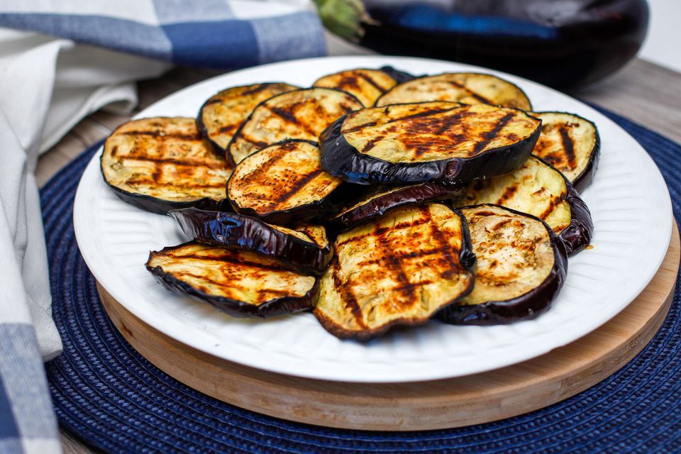 Black Beauty Eggplant 25 Seeds popular Heirloom with Big Yields Aubergine